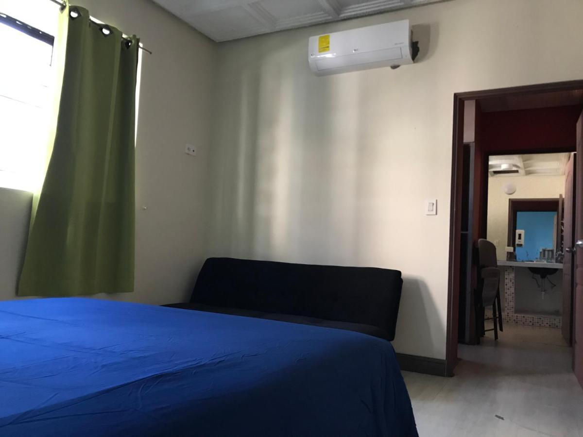 Culturahumana Guesthouse Panama City Exterior photo